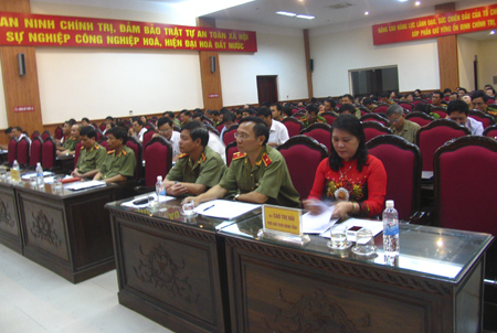 ຍູ້ແຮງເລື່ອງໂຄສະນາປົກປັກຮັກສາອະທິປະໄຕ ທະເລ, ໝູ່ເກາະ